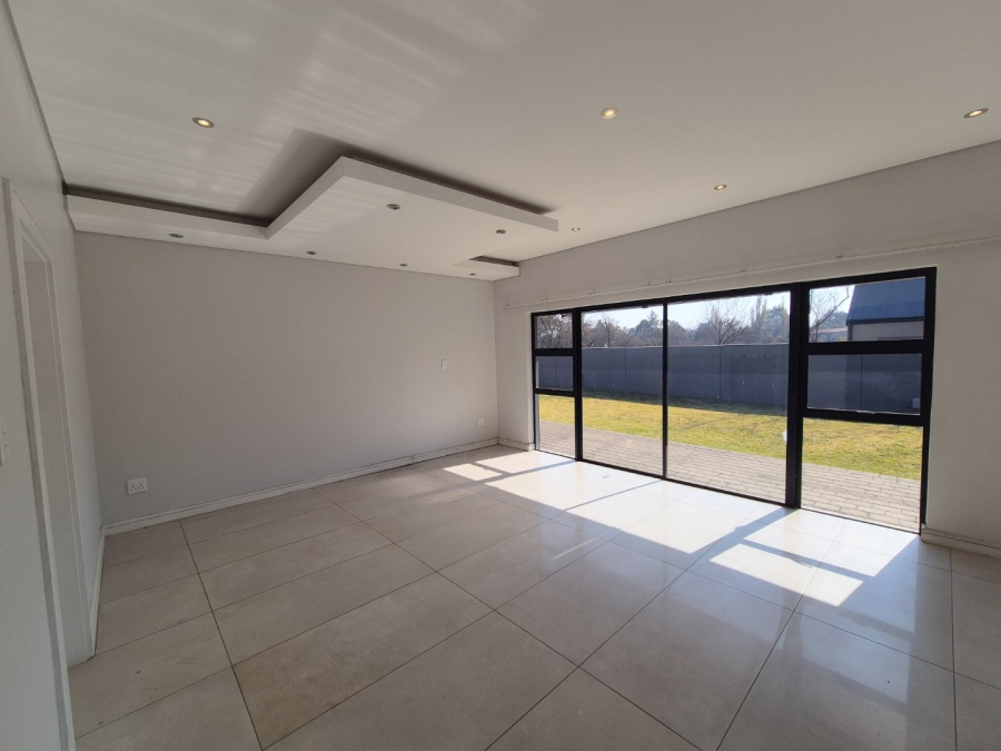 4 Bedroom Property for Sale in Heron Banks Golf Estate Free State